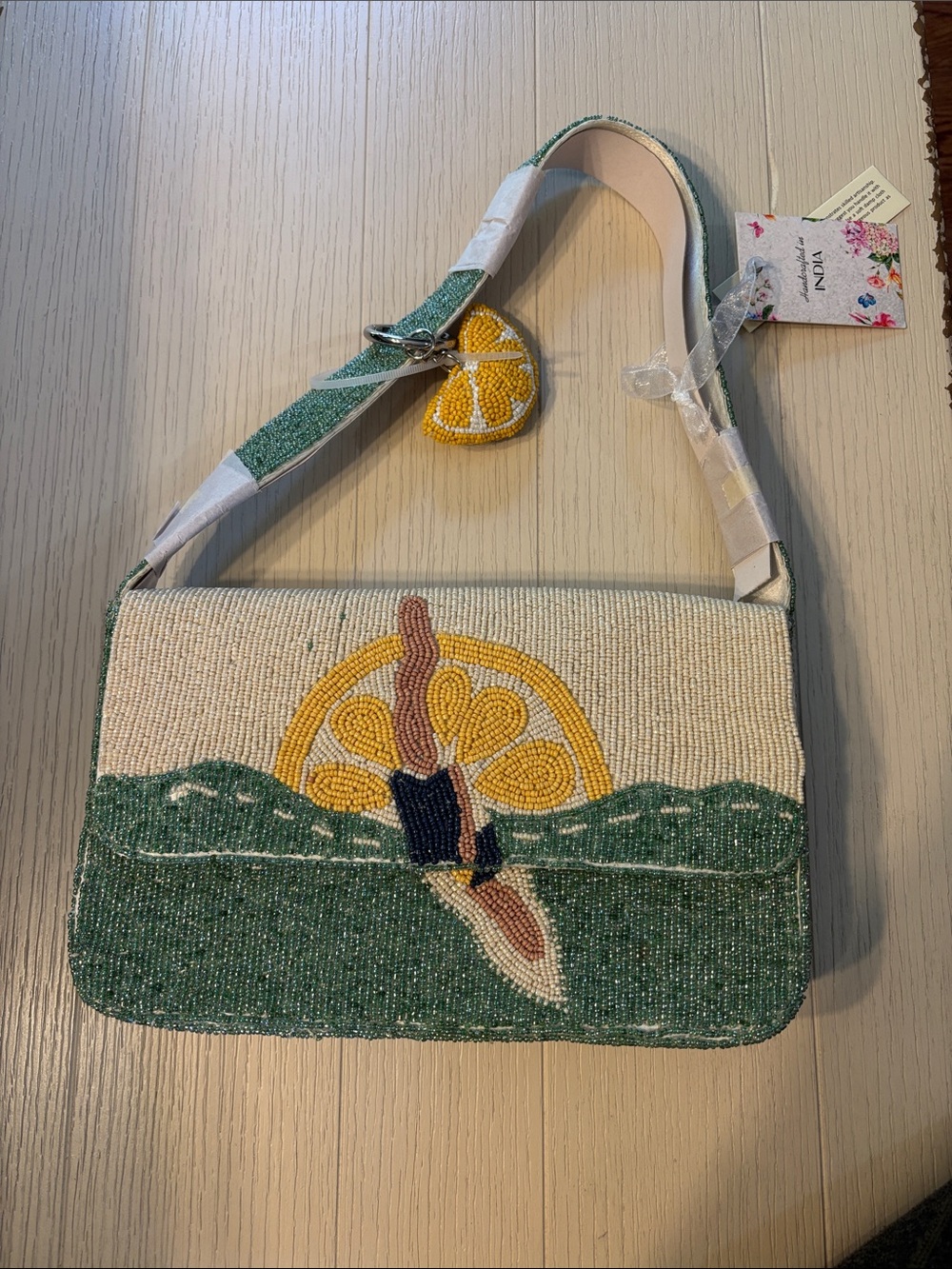 NWT Beaded Sea Dive Lemon Viral Statement Bag with Lemon Charm Made in India - Picture 3 of 16